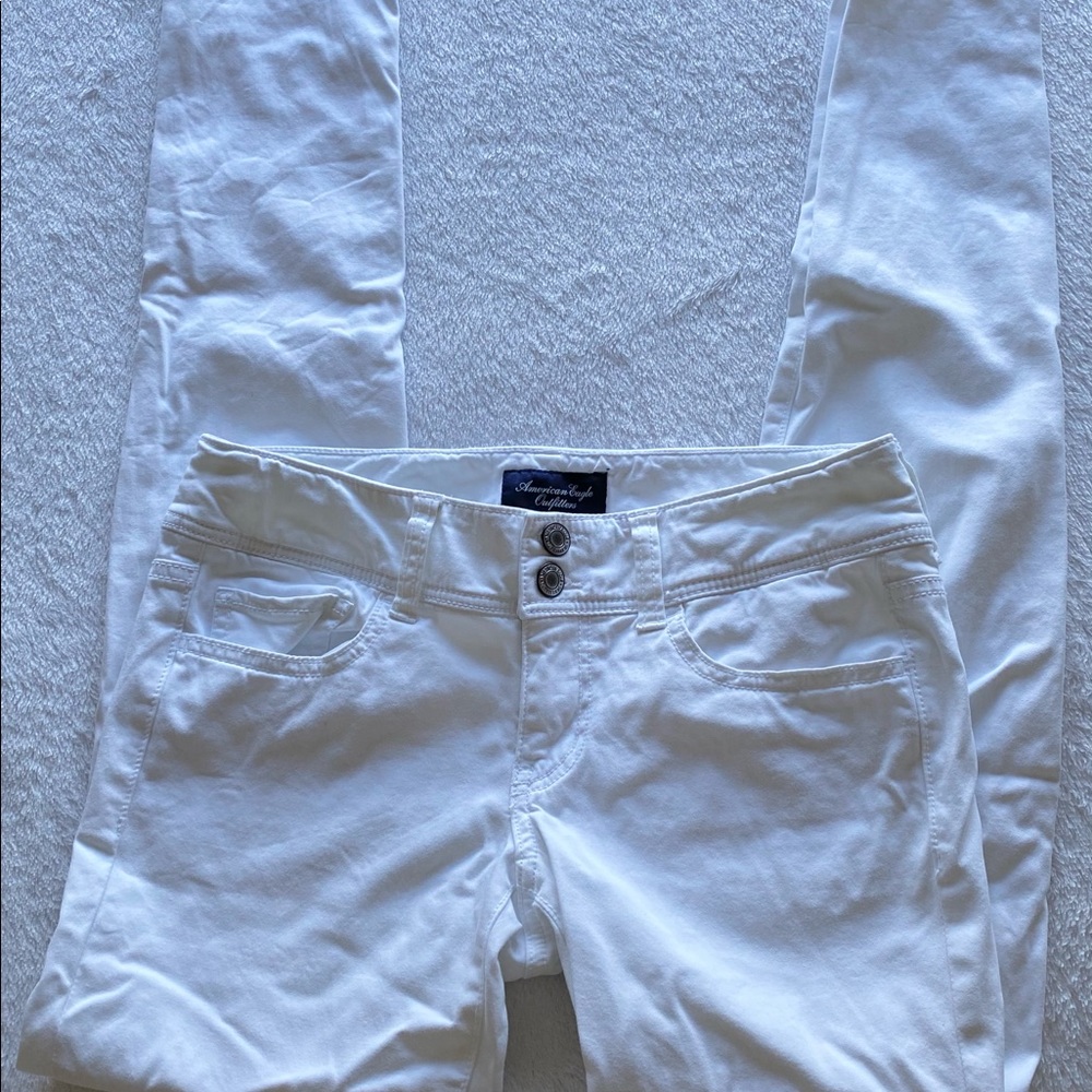 🚫SOLD🚫 AEO white Jeans - Picture 3 of 6